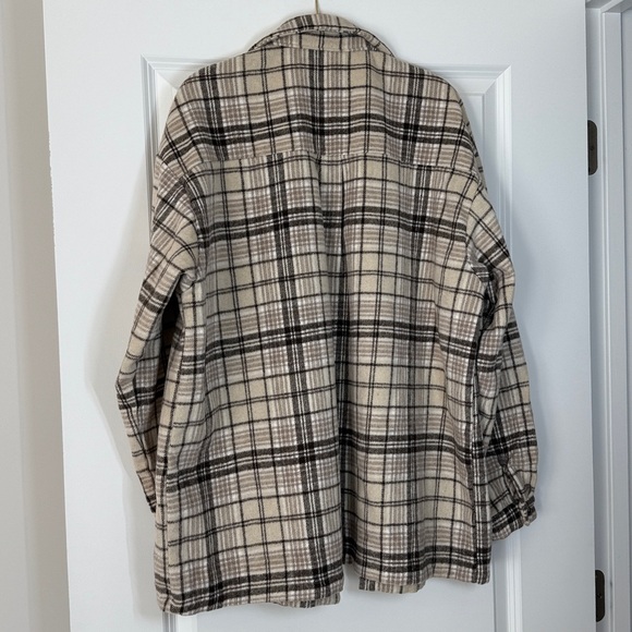 Princess Poly Shacket - Picture 7 of 10